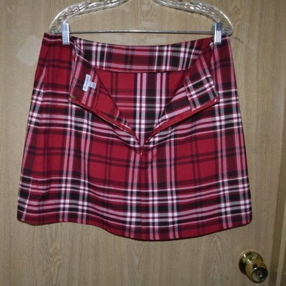 Love Life Red & Pink Plaid Preppy Winter Party Casual Skirt - Picture 4 of 7